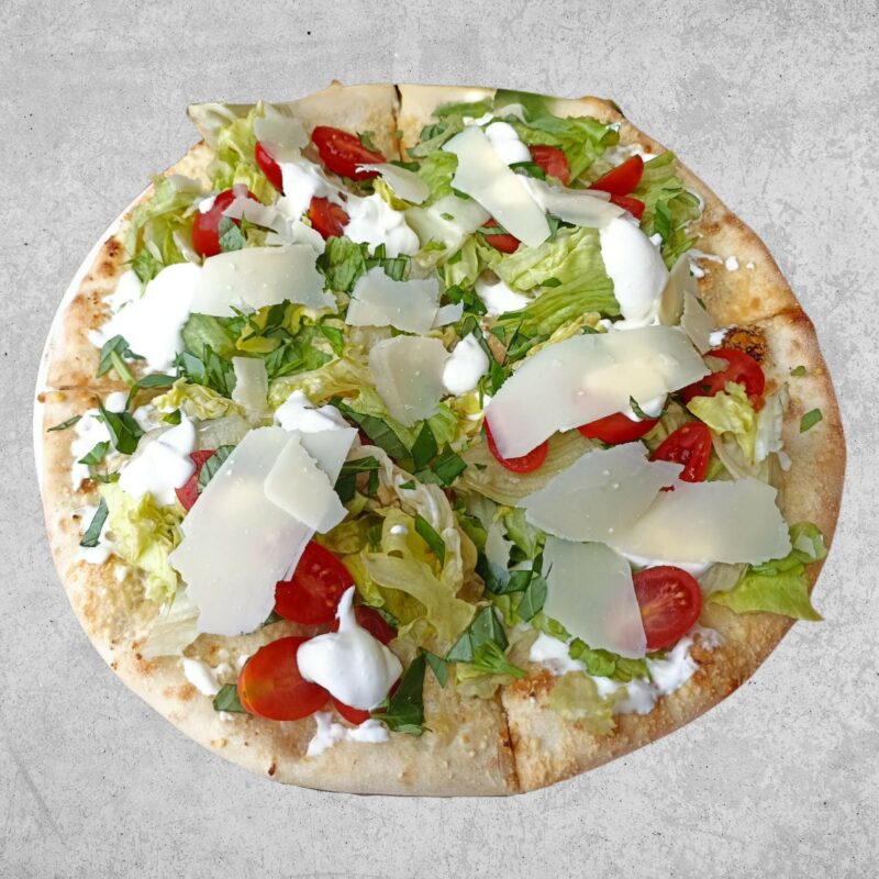 Pizza Katrin - letní novinka od Veverky s čerstvou zeleninou a zakysanou smetanou
