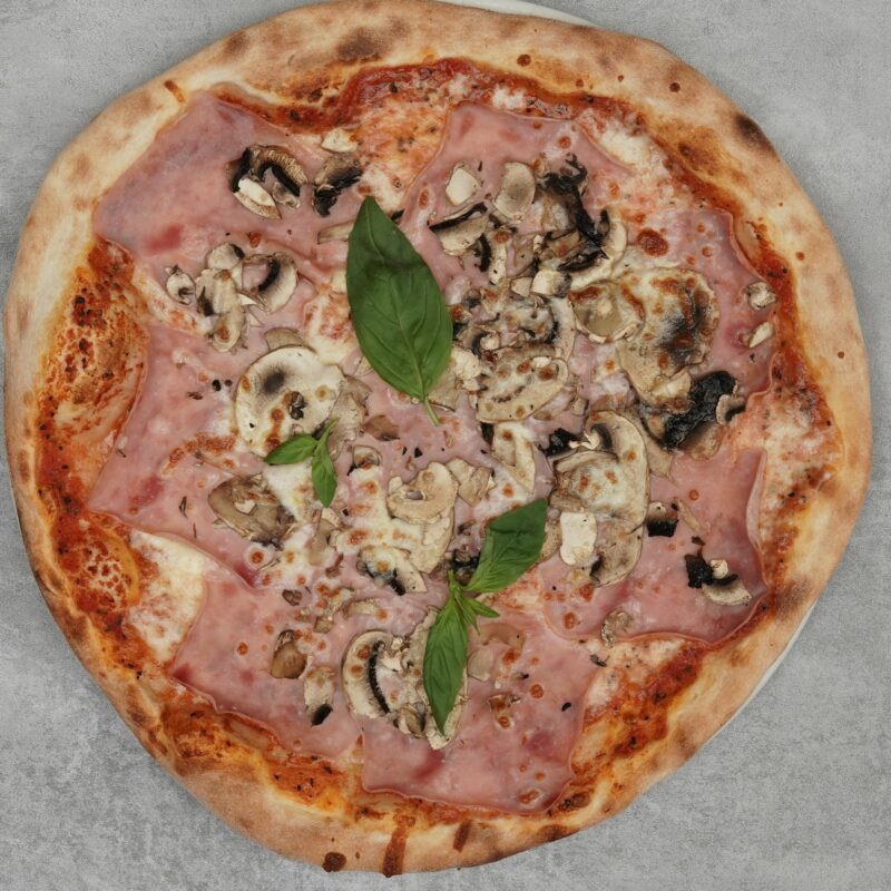 Šunková pizza se žampiony od Veverky